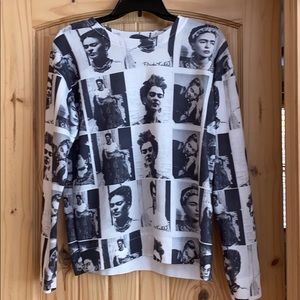 🚨LAST CALL🚨 Frieda Kahlo sweatshirt